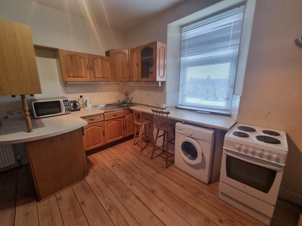 Flat Pitstruan Place in Aberdeen
