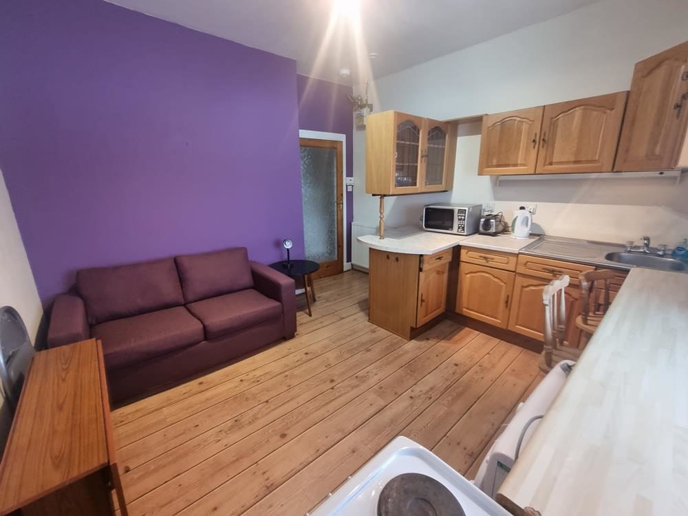 Flat Pitstruan Place in Aberdeen