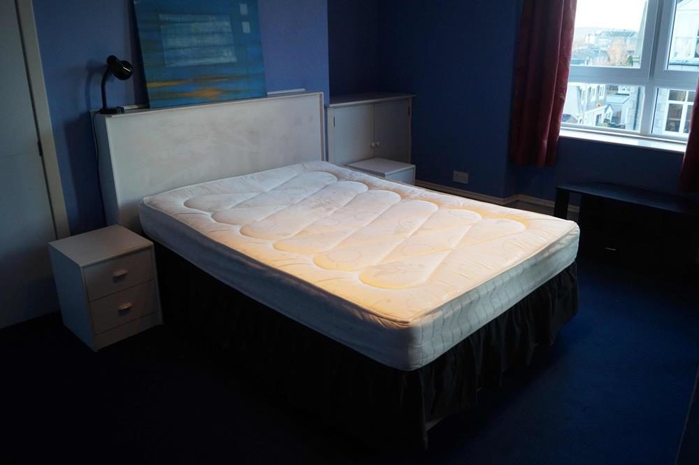 Flat Pitstruan Place in Aberdeen