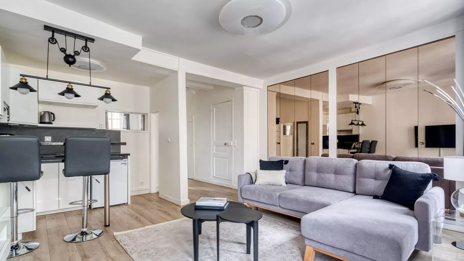 Appartement Place Henri Mondor à Paris