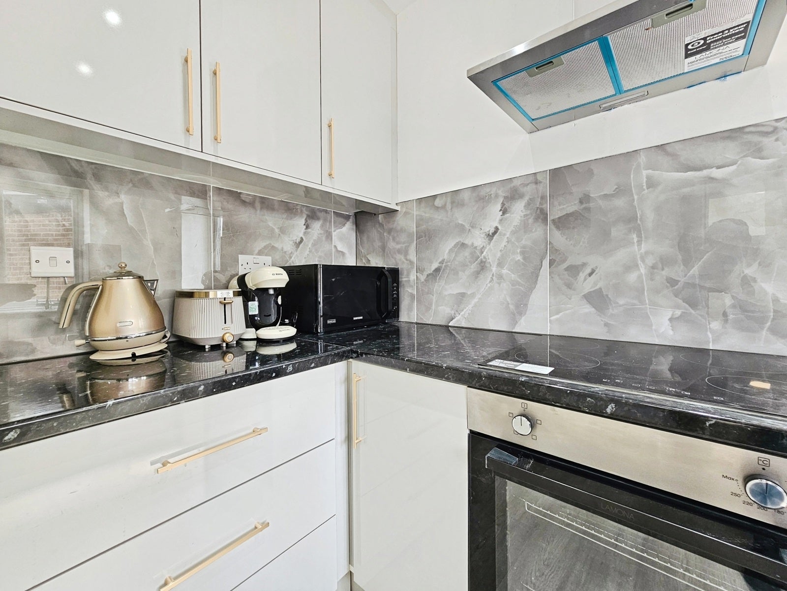 Flat Elizabethan Way in Borough of Spelthorne