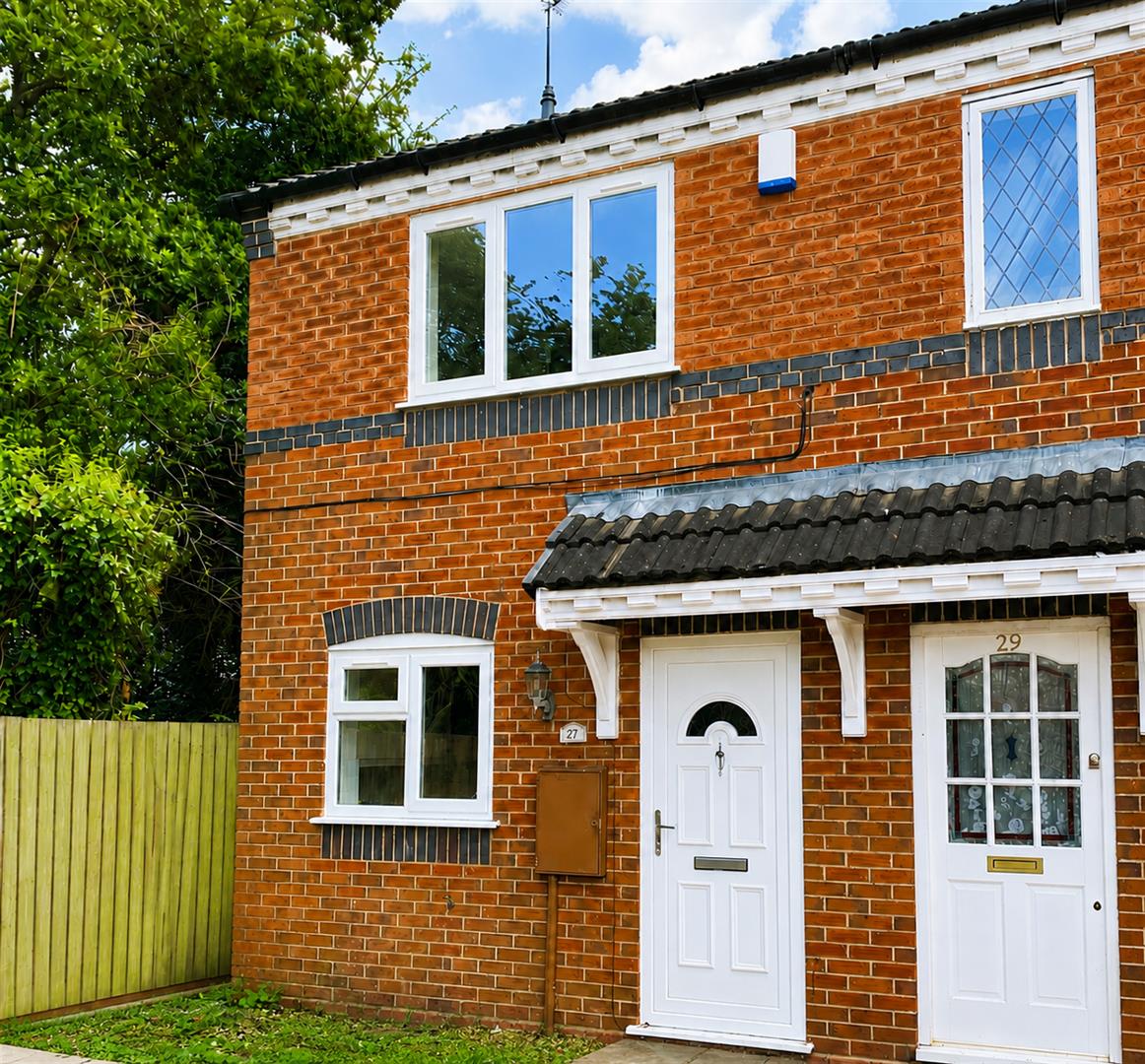 House Delamere Drive in Sandwell