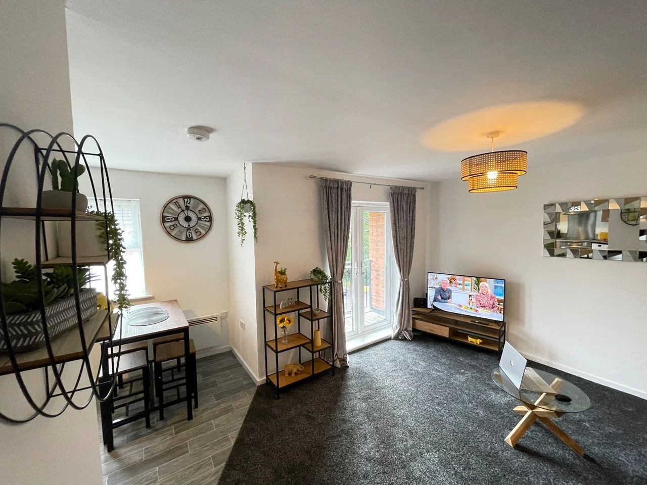 Flat Badgerdale Way in Derby