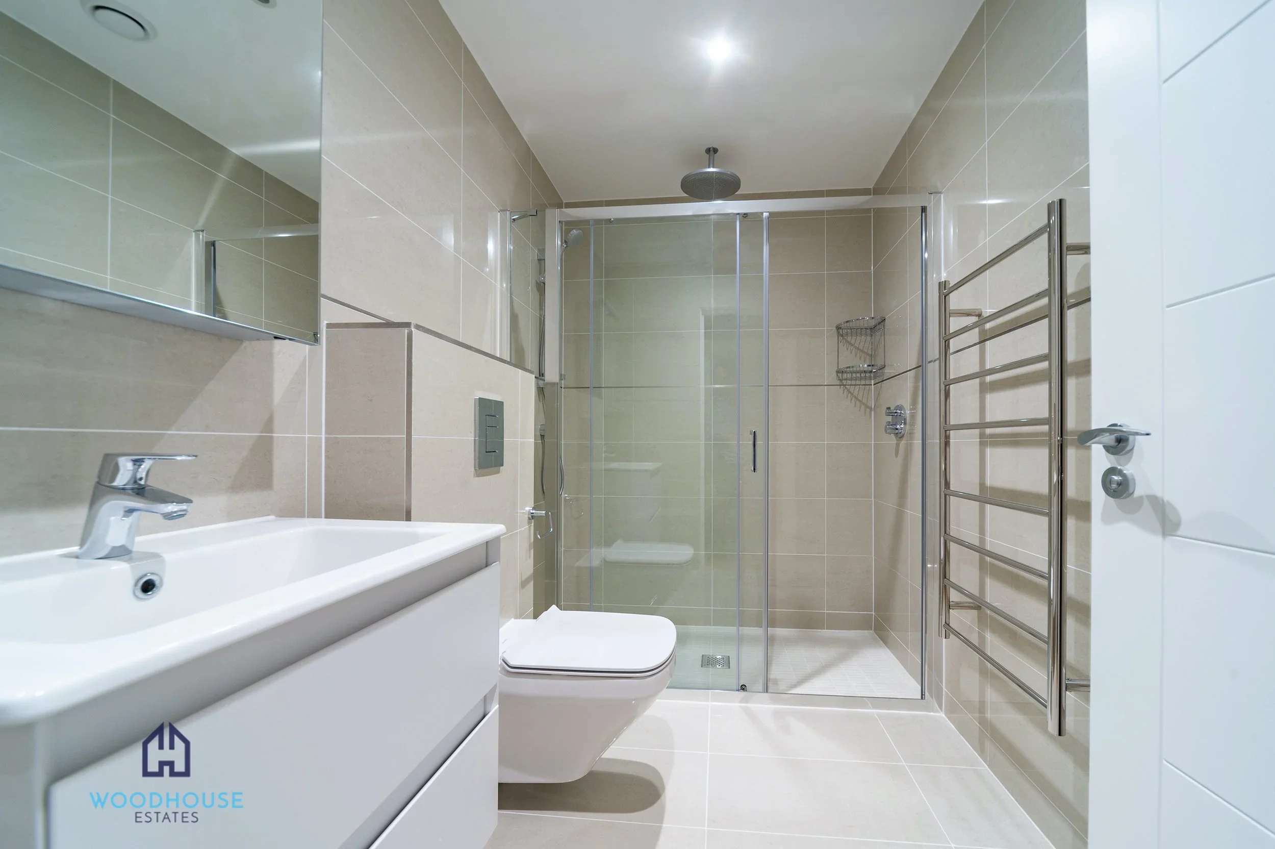 Flat Belsize Road in Greater London