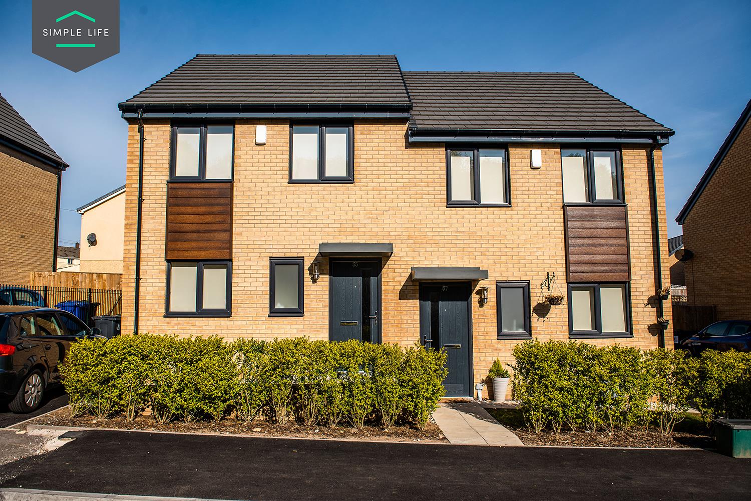 House Isinglass Drive in Doncaster