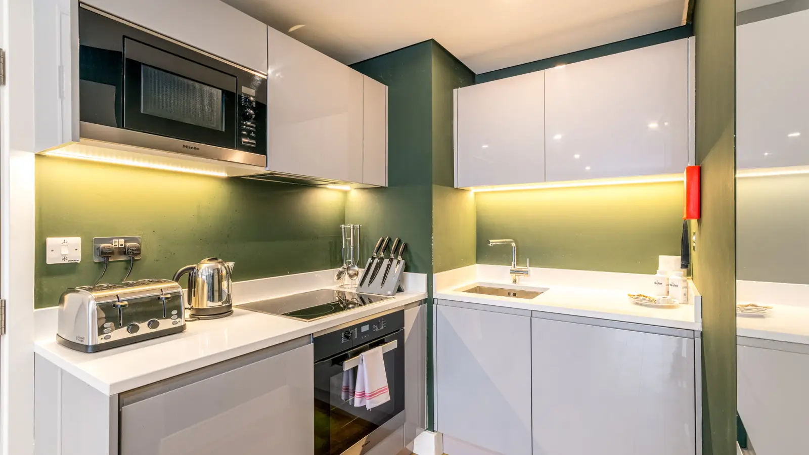 Flat Pentonville Road in Greater London