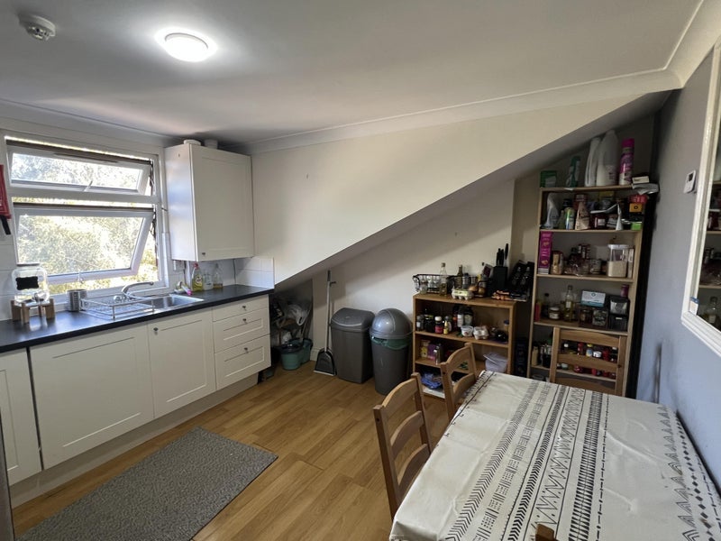 Room Palatine Road in Greater London