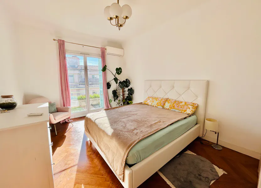 Flat Rue de Châteauneuf in Nice