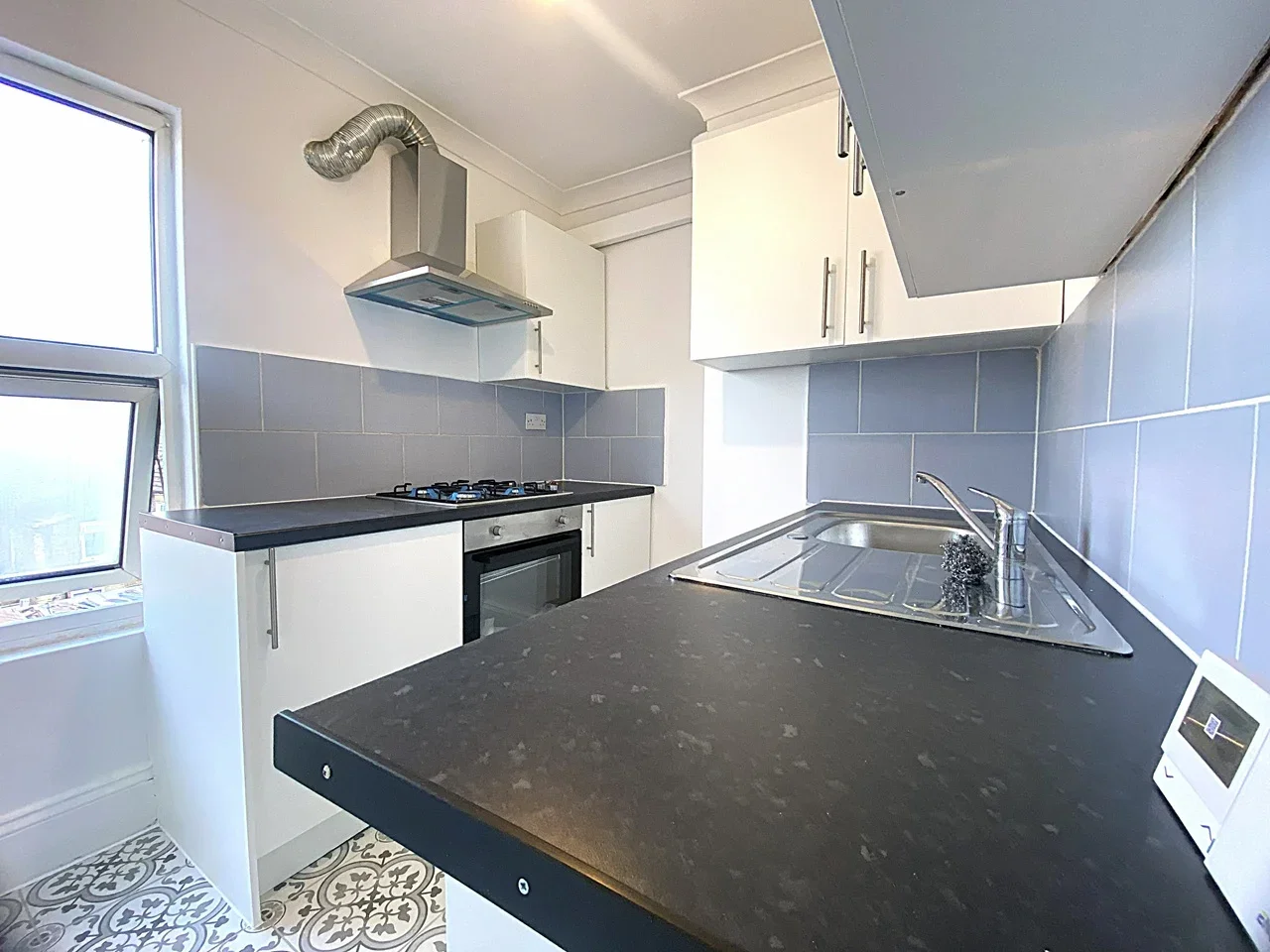 Flat Hertford Road in Greater London