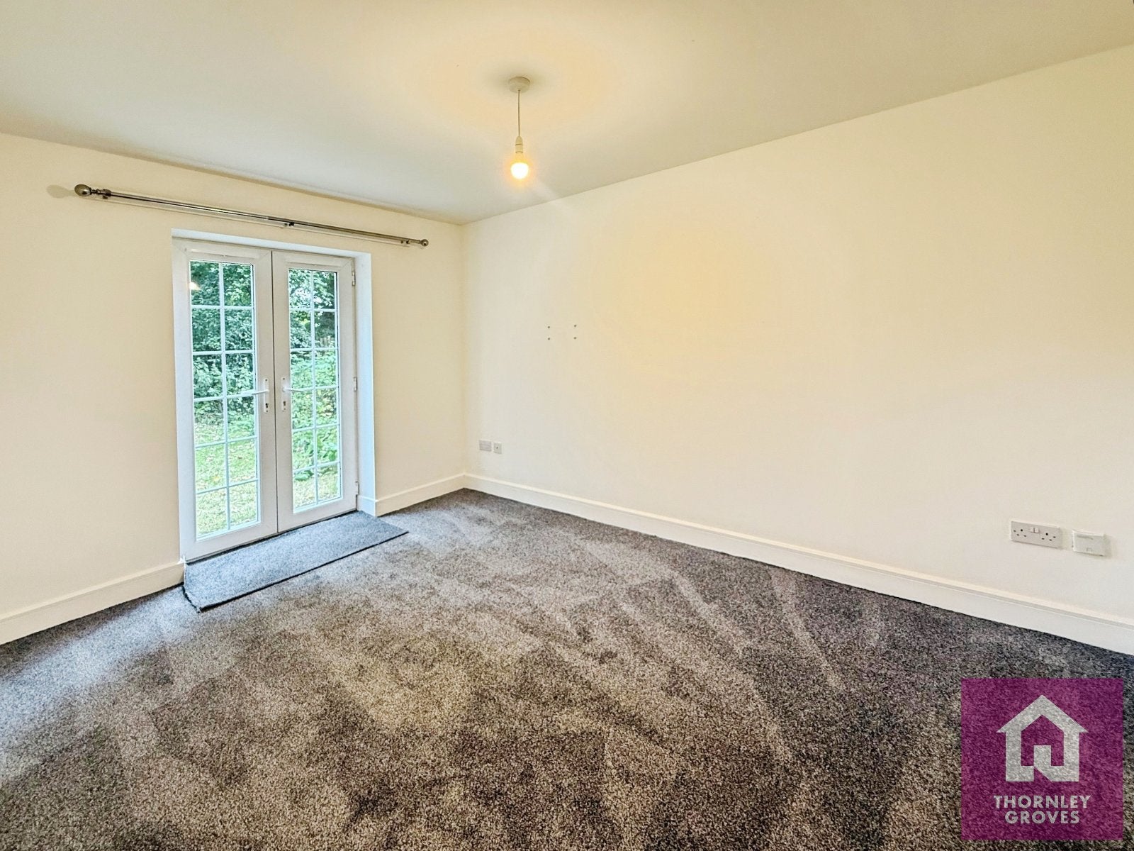Flat Hollins Street in Farnworth
