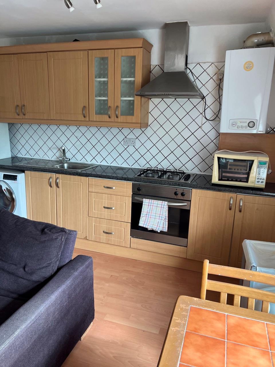Flat Friern Barnet Road in Greater London