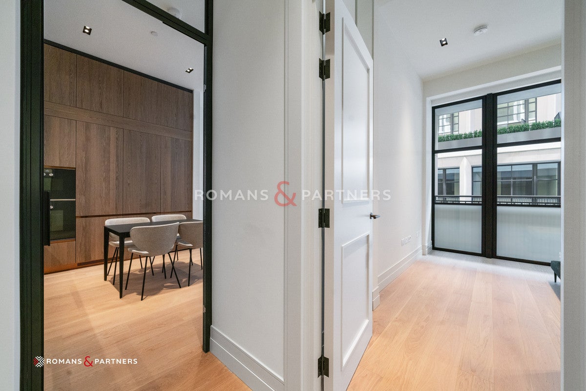 Flat Redan Place in City of Westminster