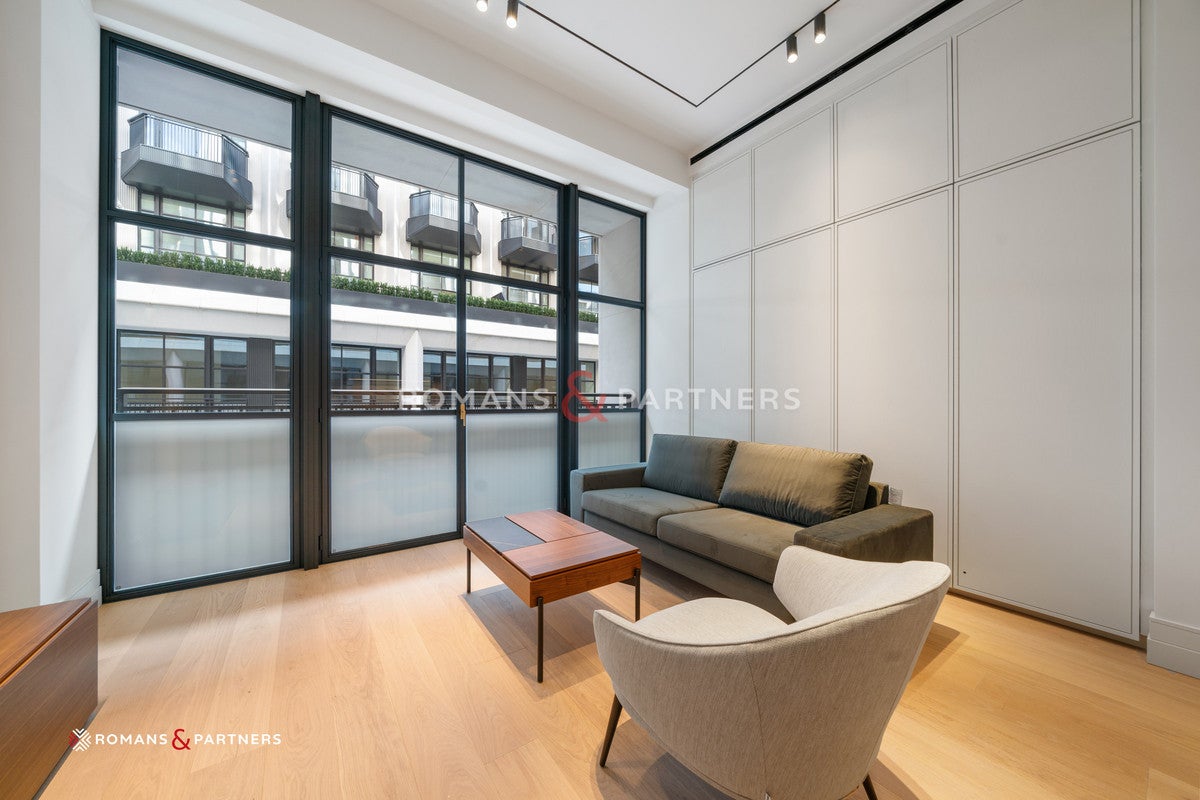 Flat Redan Place in City of Westminster
