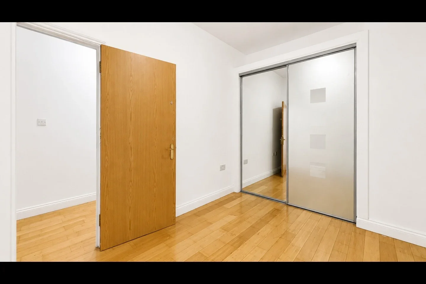 Flat East Street in Greater London