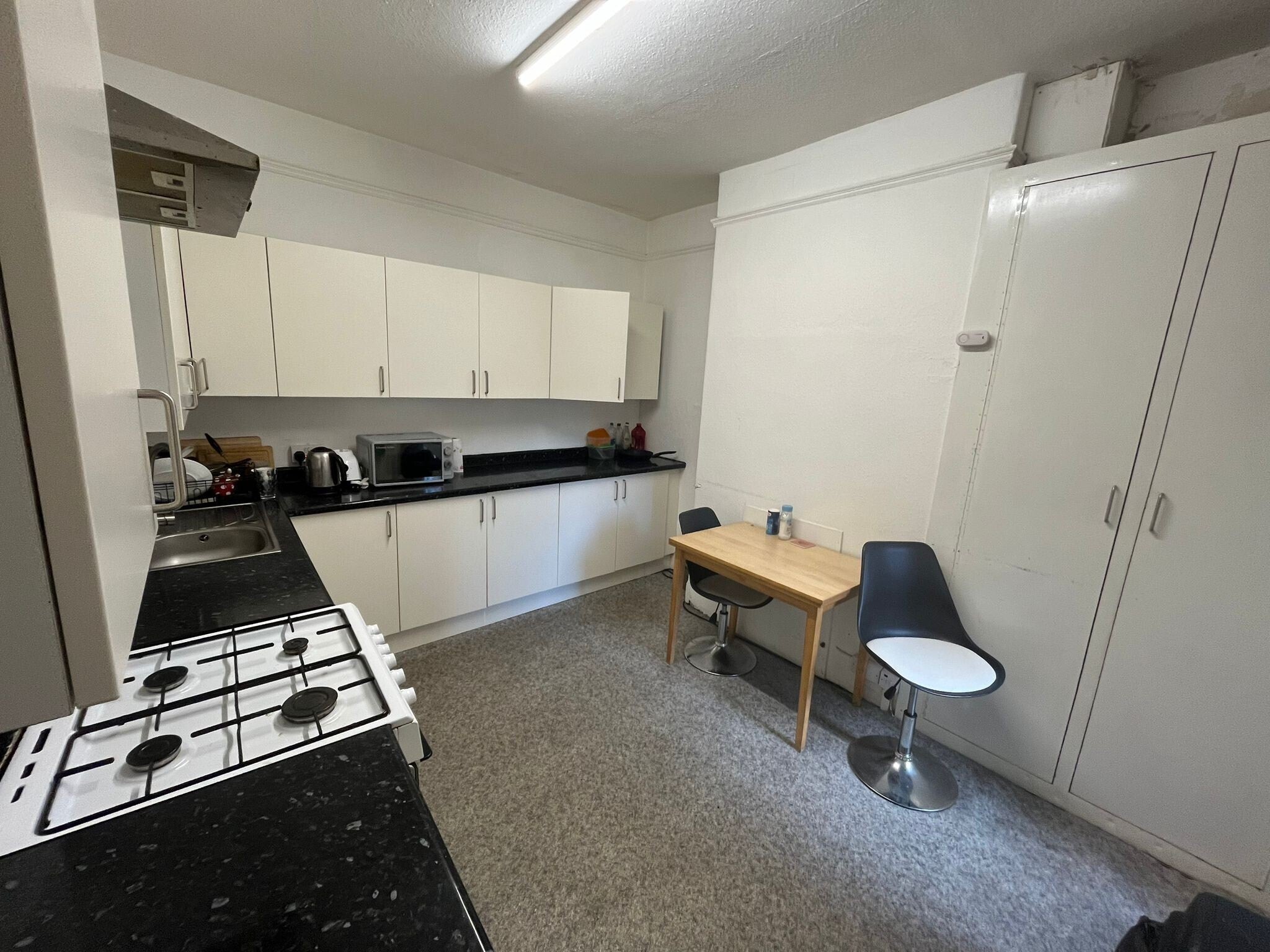 Room Okehampton Road in Exeter