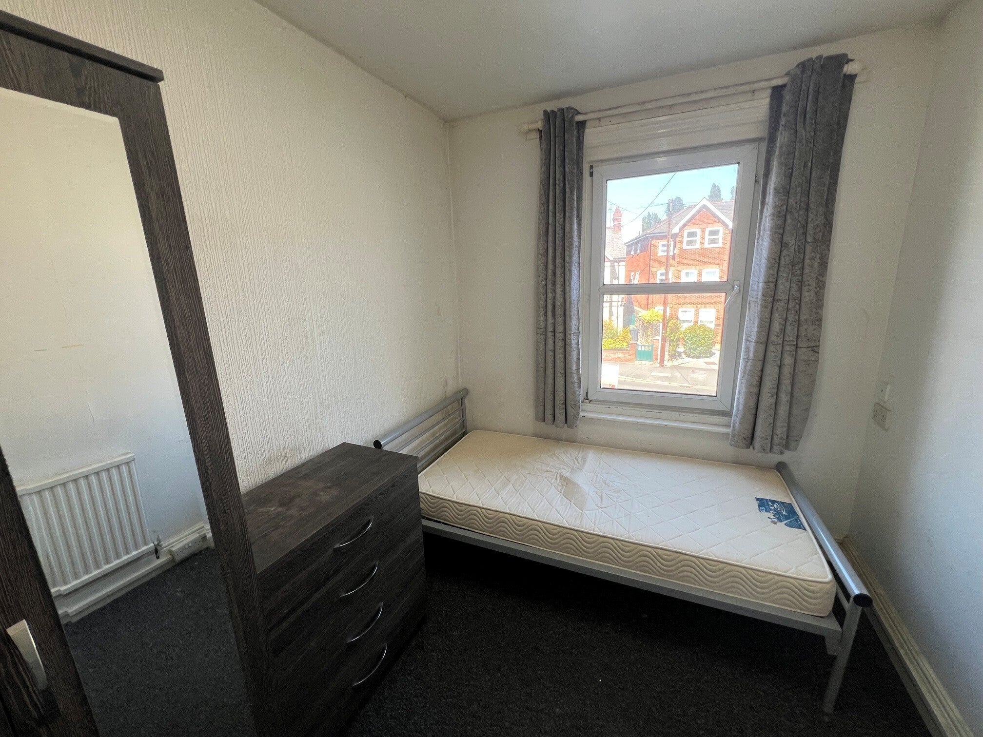 Room Okehampton Road in Exeter