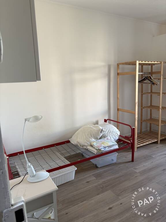 Room Avenue de Saint-Mandé in Paris