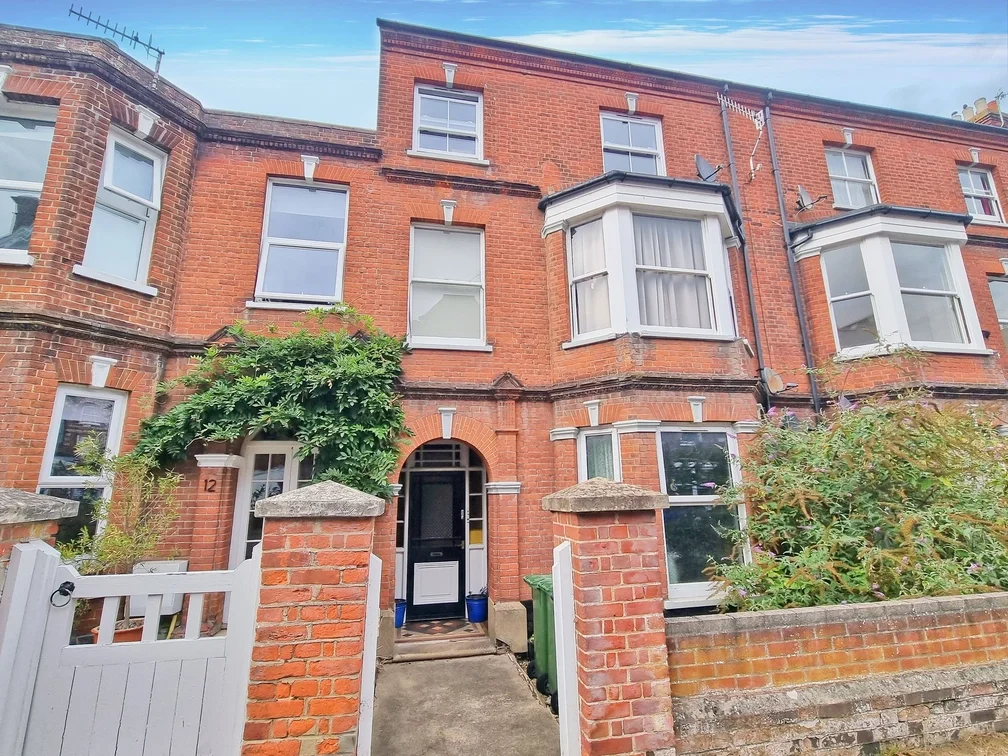 Flat Saint Mary's Road in Cromer
