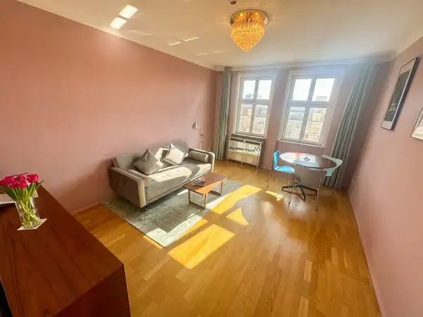 Wohnung Karl-Marx-Allee in Berlin
