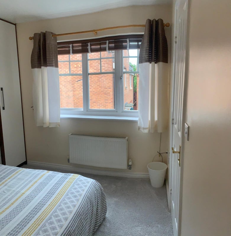 Room Yarningdale Close in Birmingham