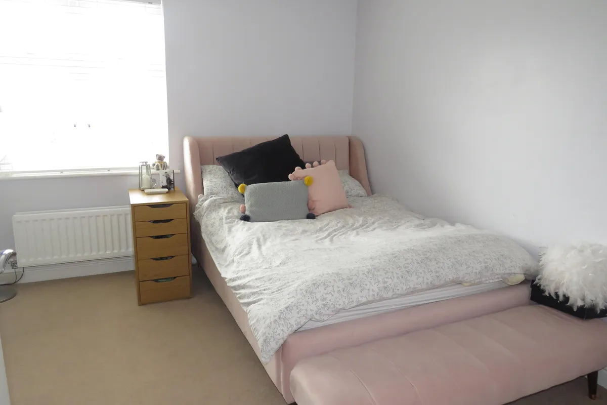 Flat Hercules Road in Calne