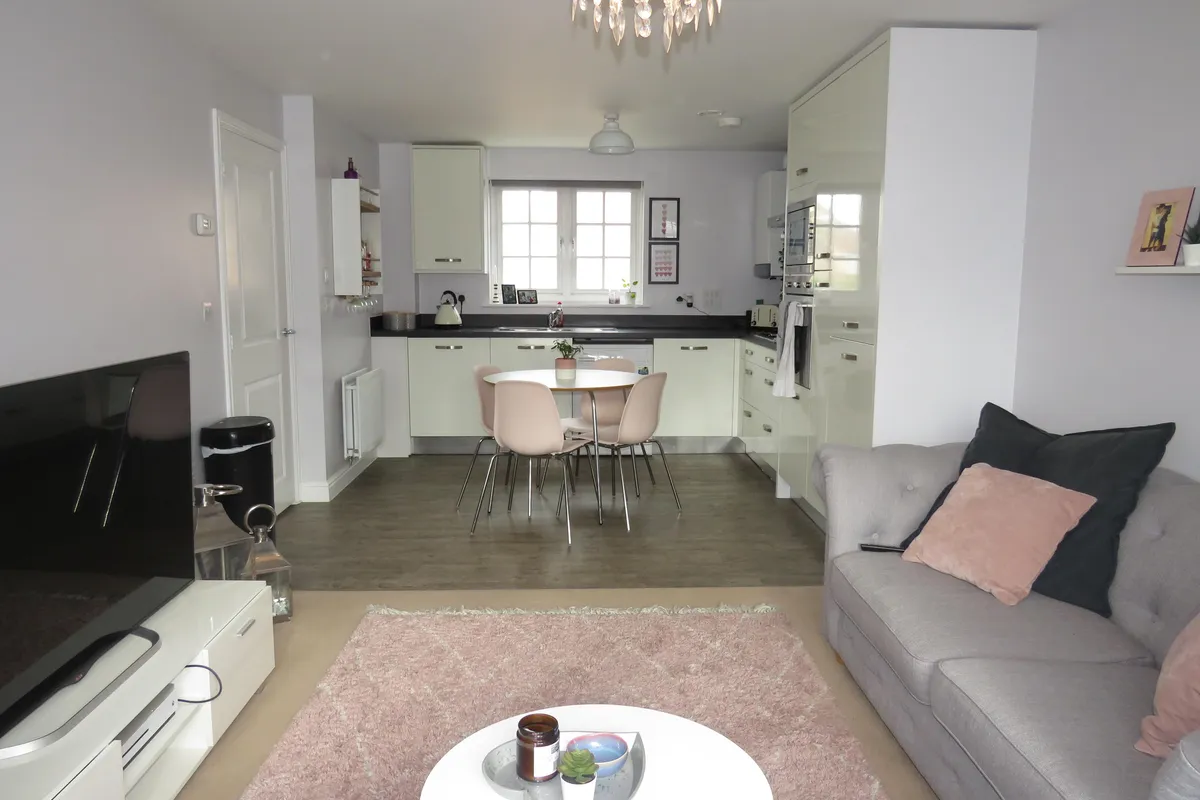 Flat Hercules Road in Calne