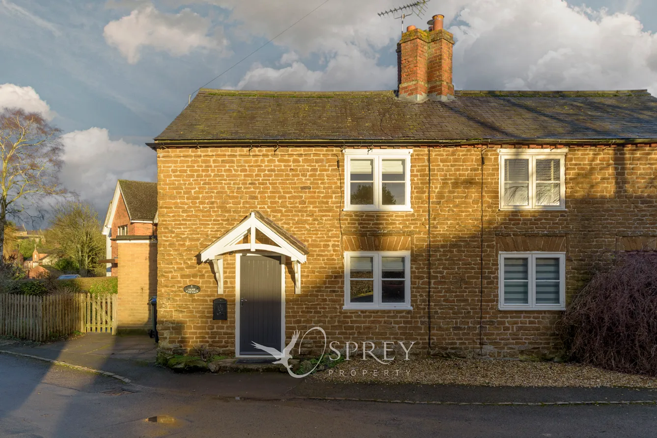 House Main Street in Harborough