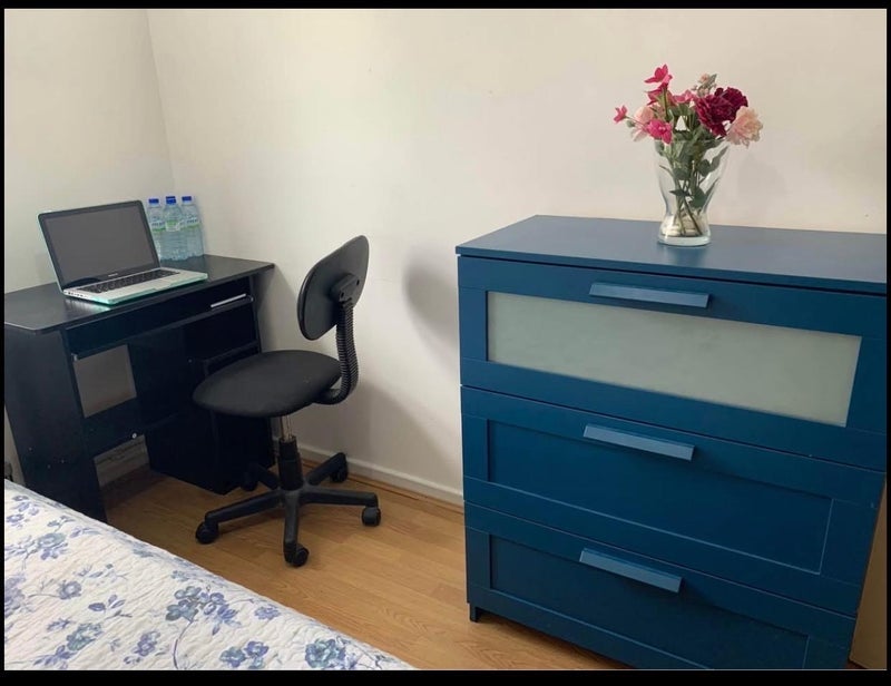 Room Savoy Close in Greater London