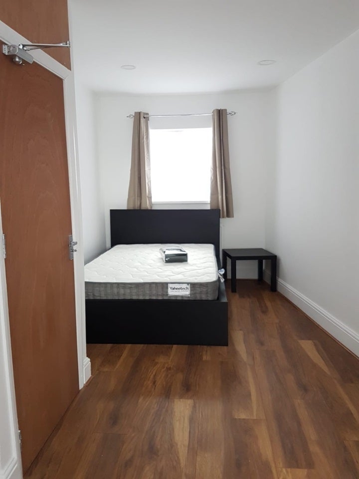 Room Warley Road in Greater London