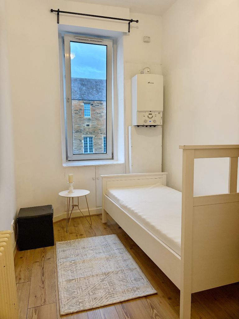 Flat Springwell Place in City of Edinburgh