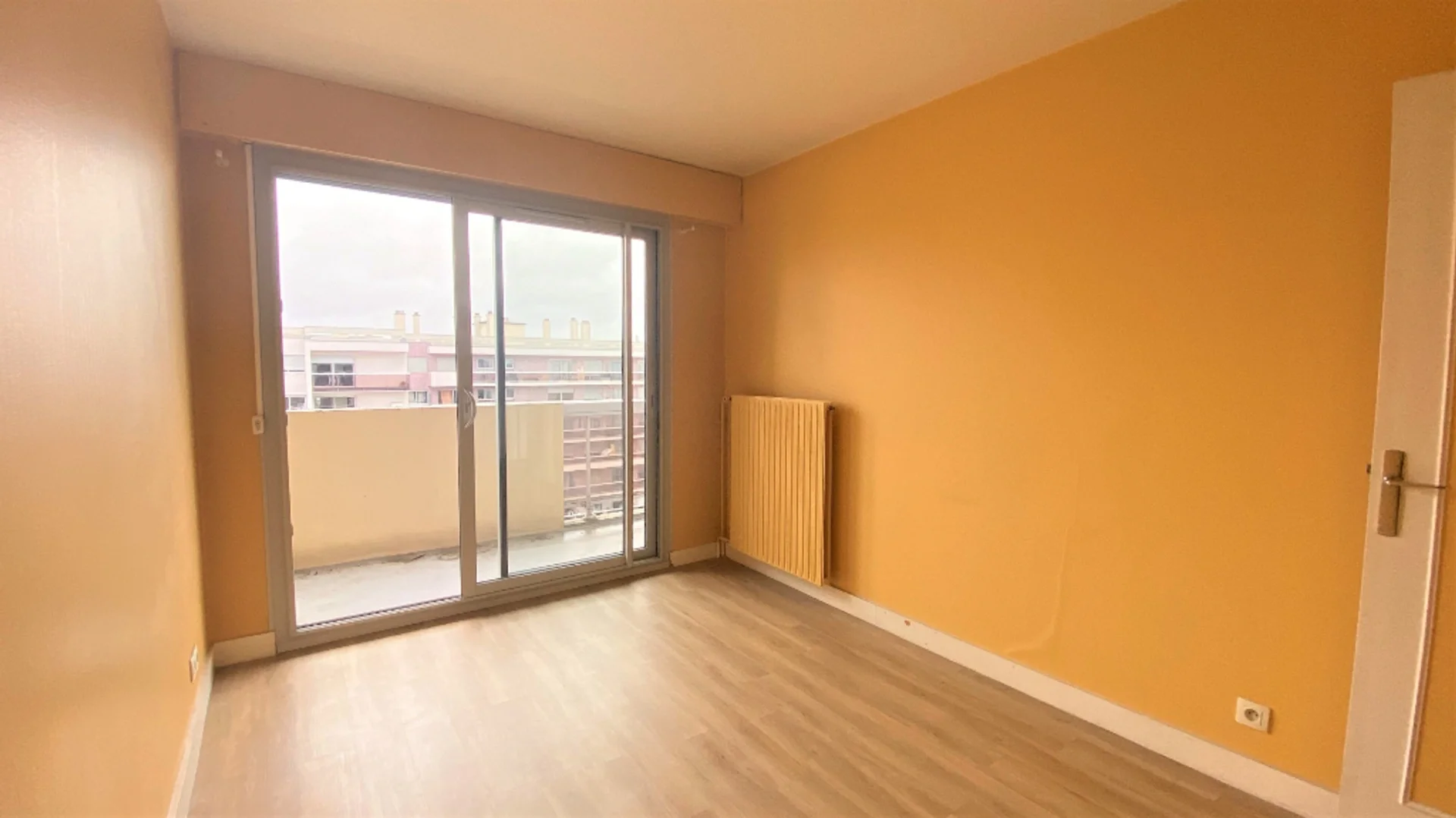 Flat Rue Labrouste in Paris