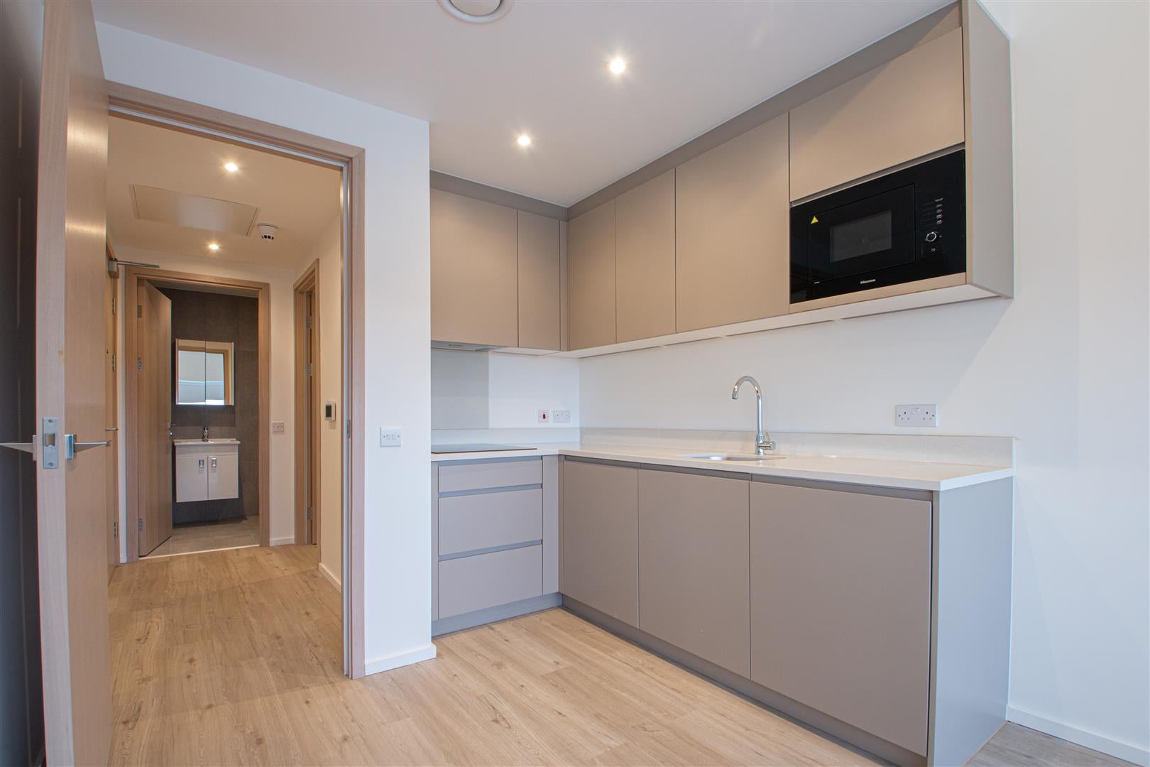 Flat Elder Gate in Central Milton Keynes