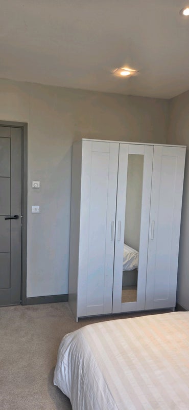 Room Brockley Road in Greater London
