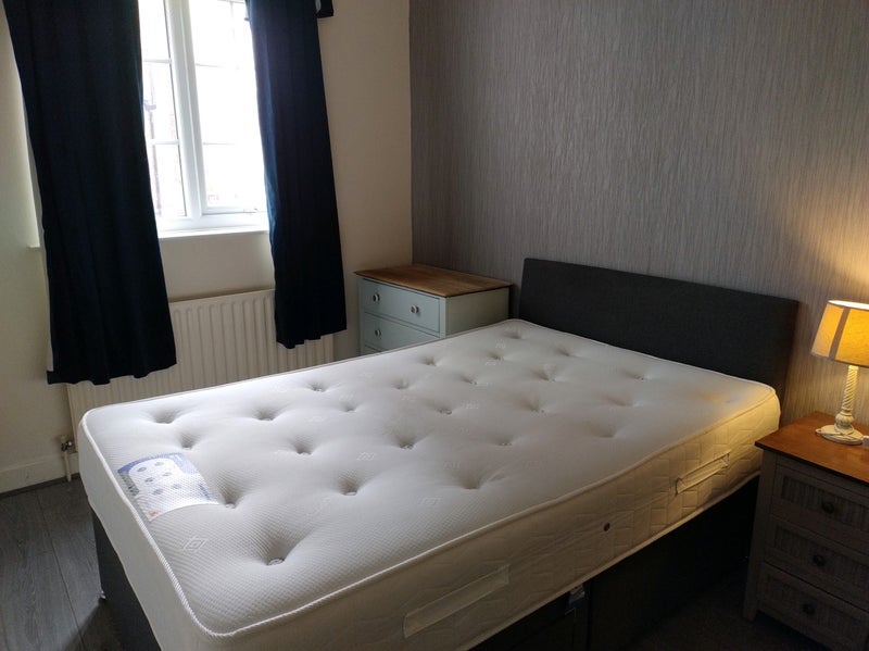 Room Leicester Street in Southport