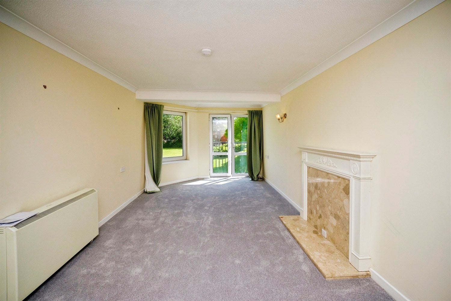 Flat Moreton Road in Upton