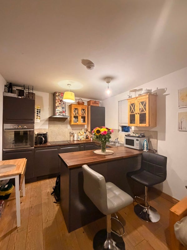 Room Kirchen Road in Greater London
