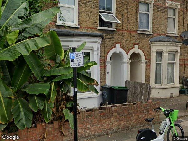 House Cunningham Road in Greater London
