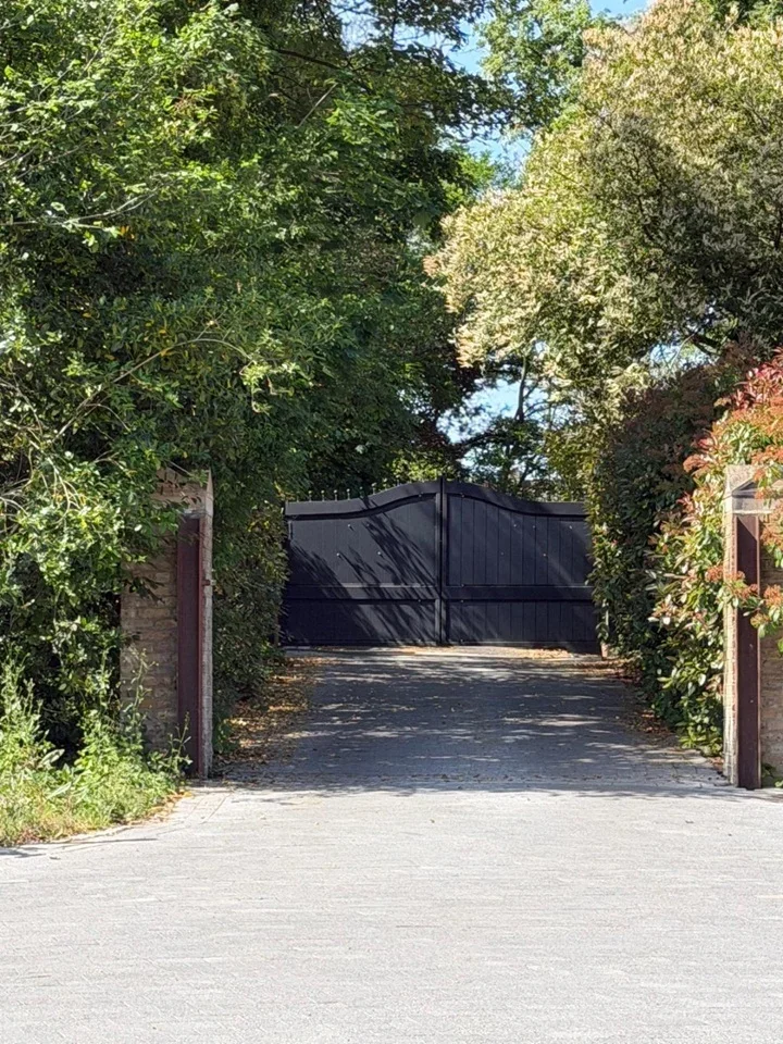 House Guildford Road in Surrey Heath