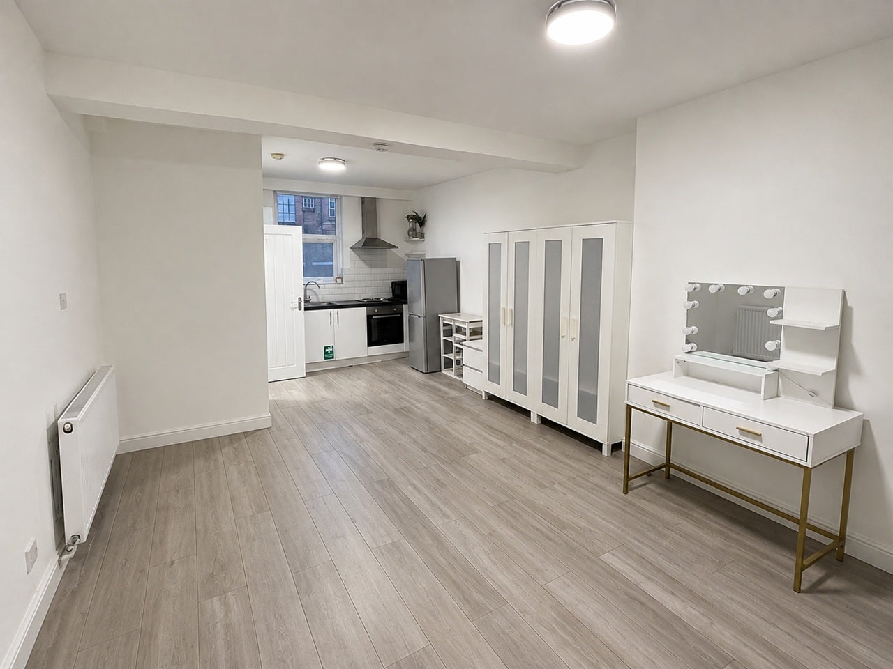 Flat Brixton Hill in Greater London