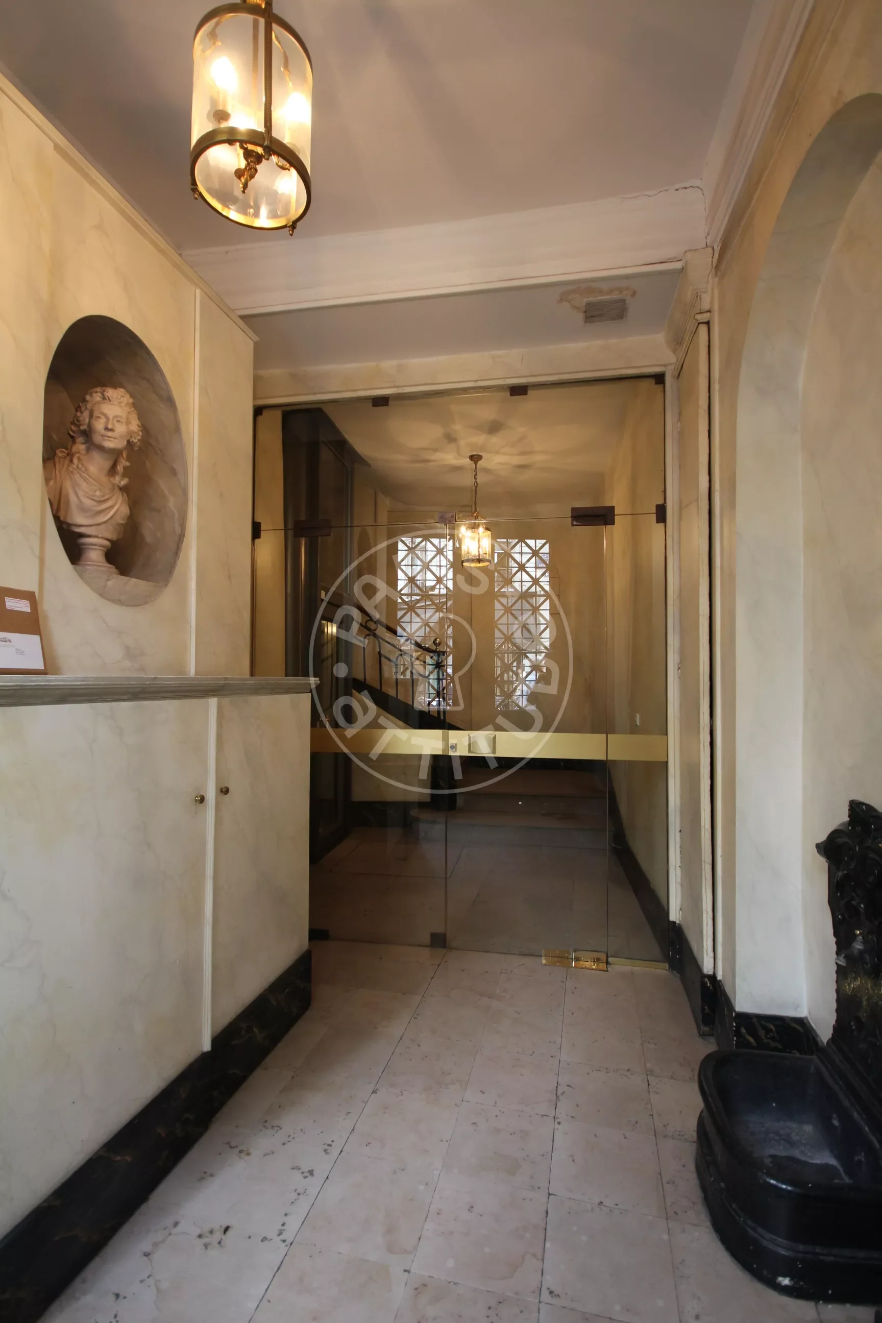 Appartement Rue de l'Odéon à Paris