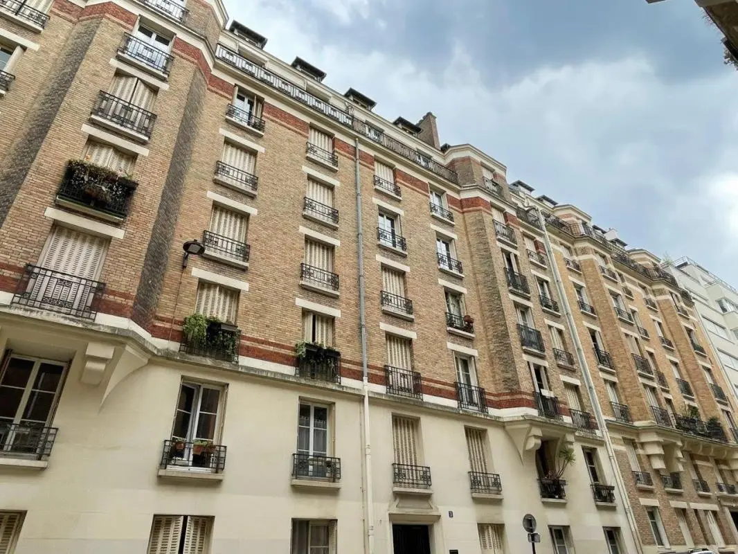Flat Villa Robert Lindet in Paris