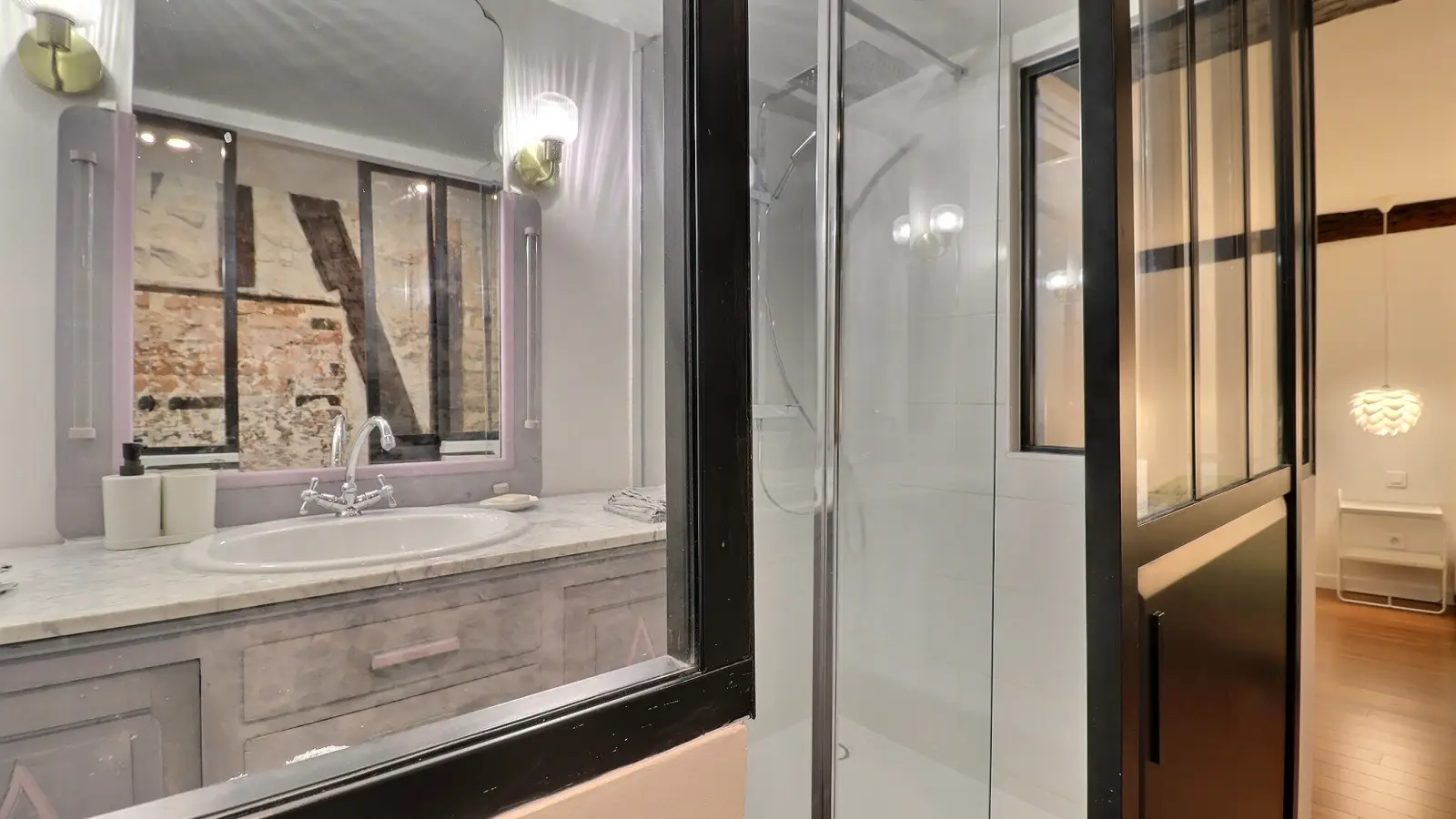 Flat Passage Lemoine in Paris