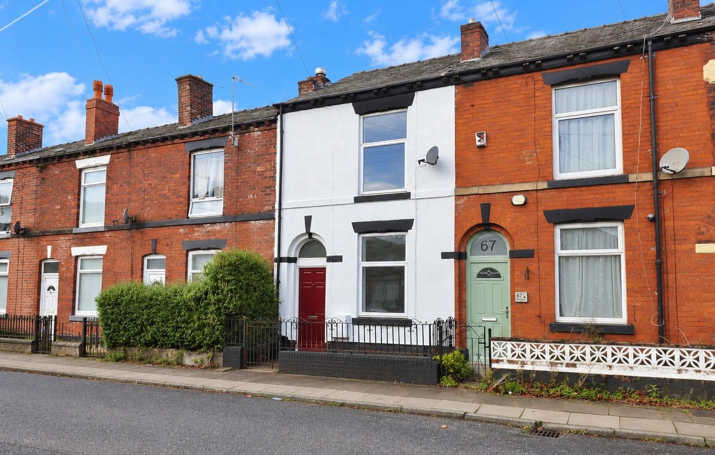 House Durham Street in Radcliffe