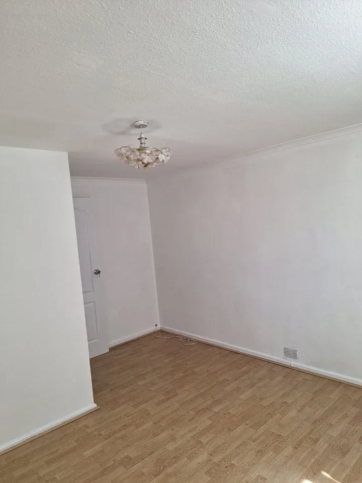 Flat Falconers Road in Luton