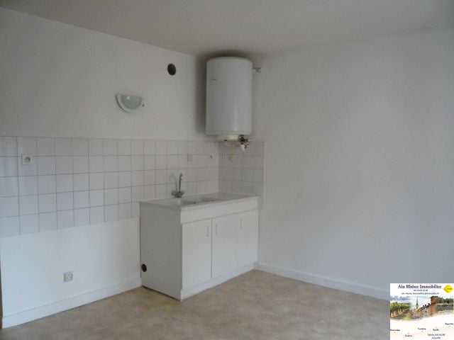 Flat Rue Dechavanne in Villefranche-sur-Saône