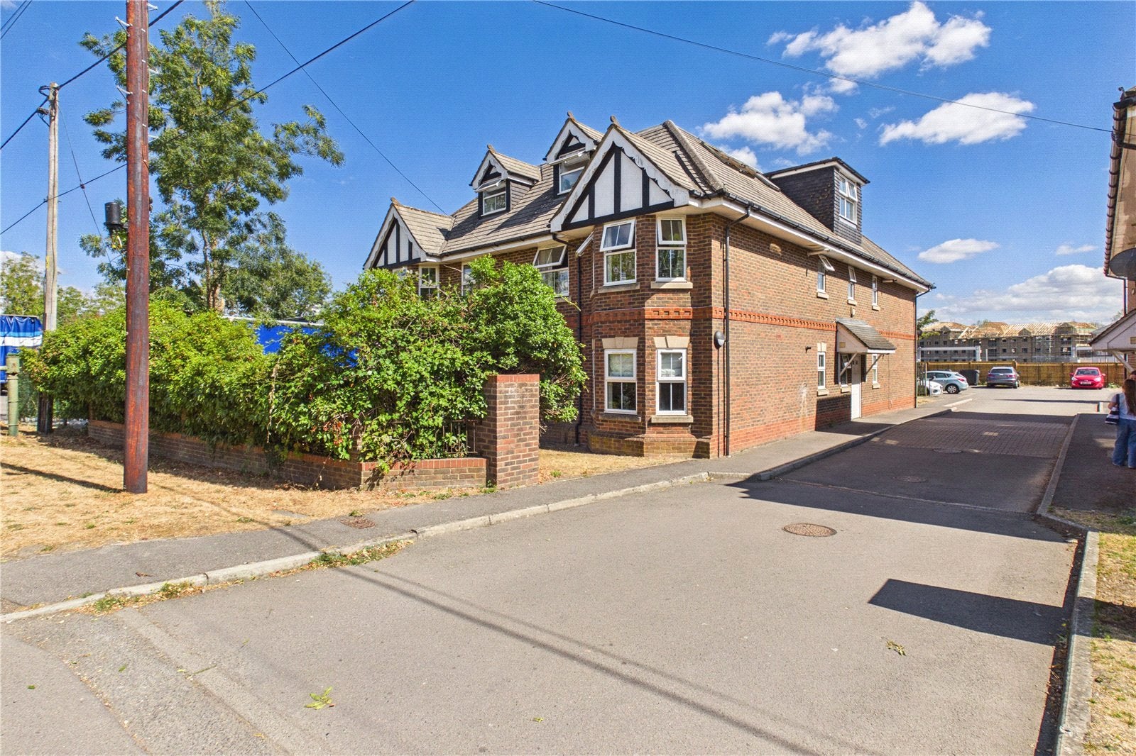 Flat The Green in Theale