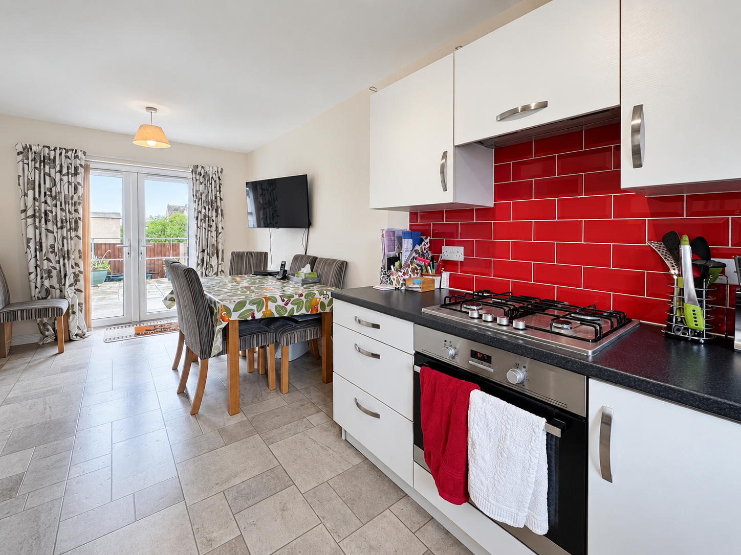 House Medlar Close in Almondsbury