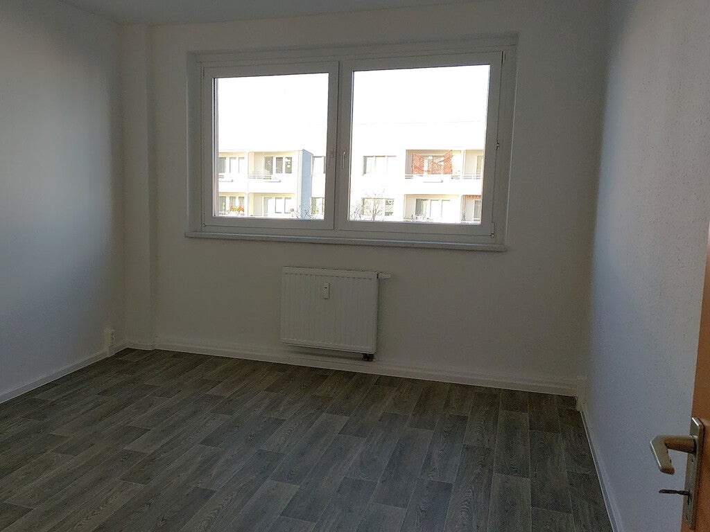 Zimmer Ufaer Straße in Halle (Saale)