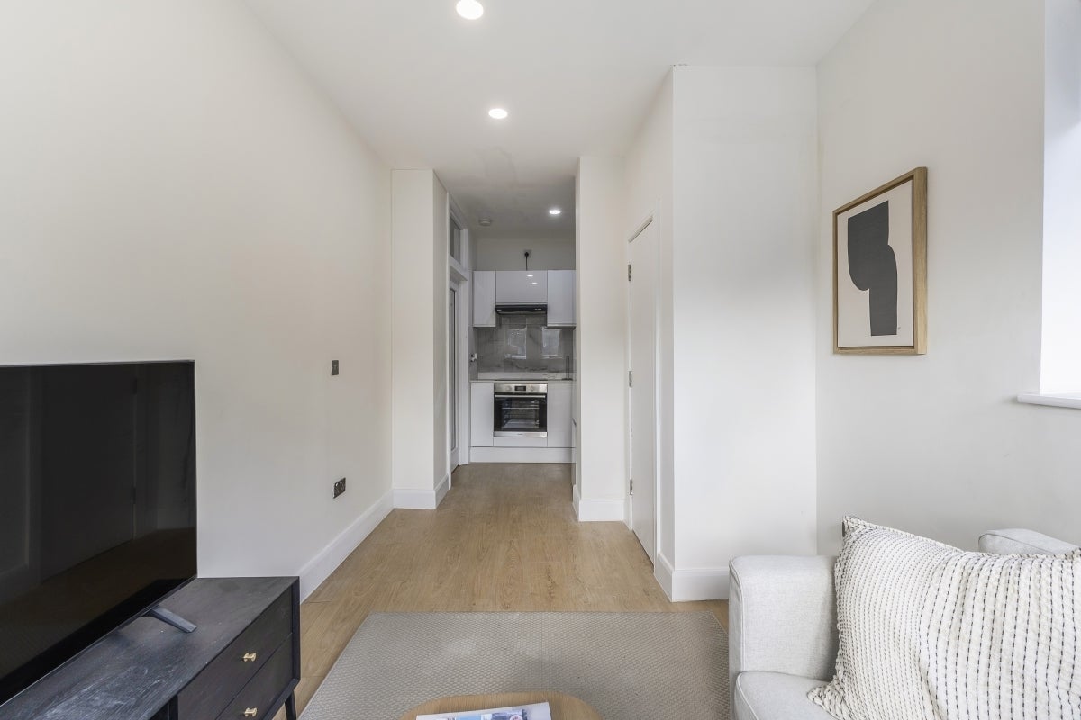 Flat South Lambeth Road in Greater London