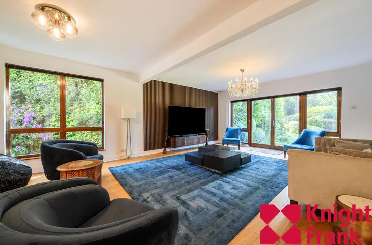House Hurstwood in South Ascot